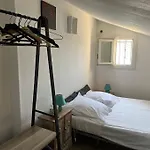 Maison A 250 M De La !