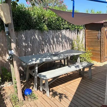 Hébergement de vacances Maison A 250 M De La ! Sainte-Marie-la-Mer